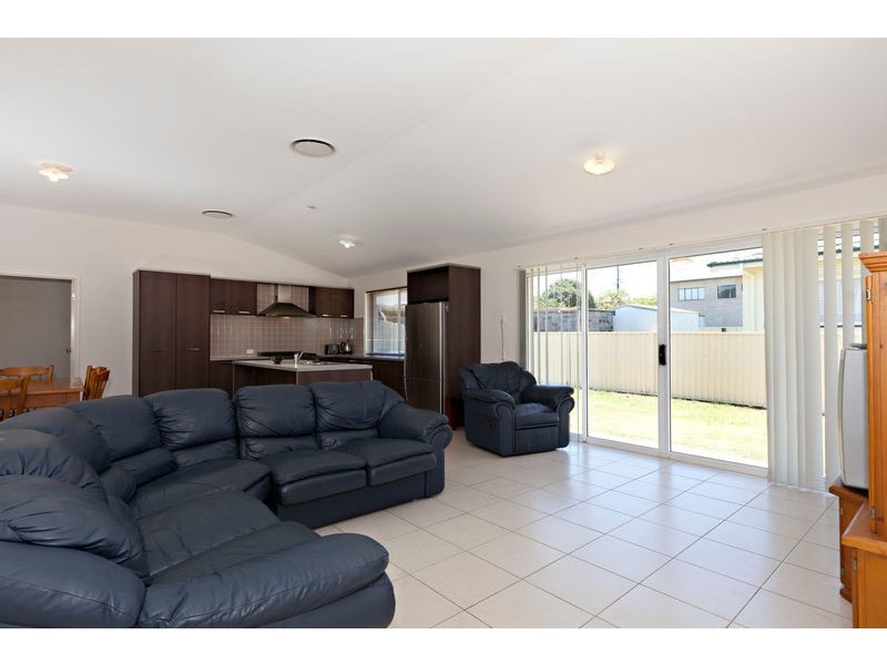 2 MONICA ROAD, Redcliffe QLD 4020