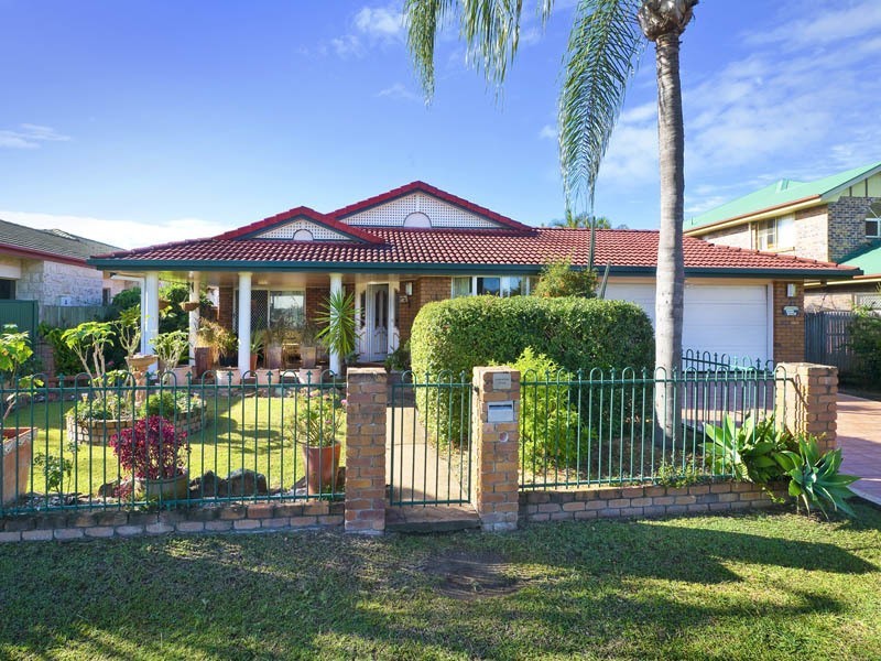 153 ASHMOLE RD, Newport QLD 4020