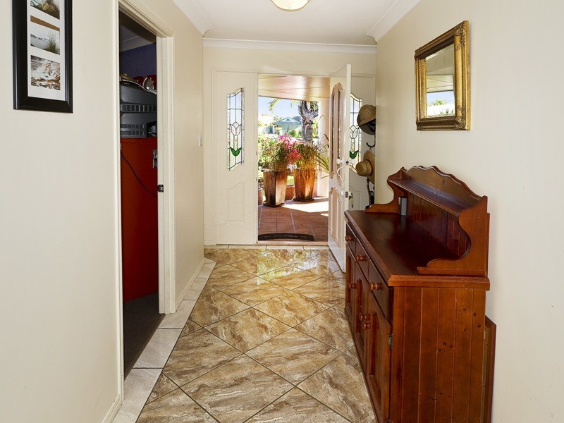 153 ASHMOLE RD, Newport QLD 4020