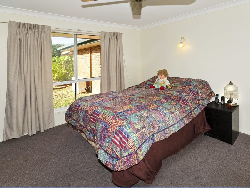 153 ASHMOLE RD, Newport QLD 4020