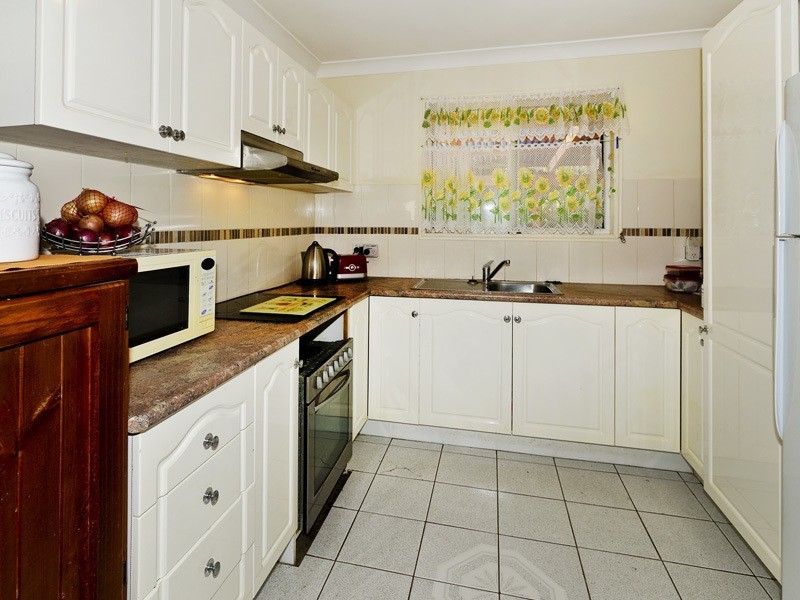 153 ASHMOLE RD, Newport QLD 4020