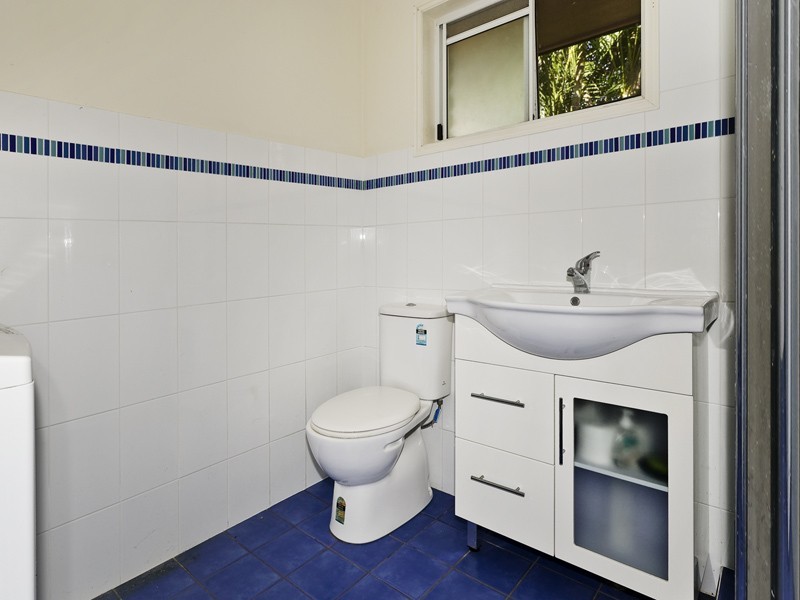 153 ASHMOLE RD, Newport QLD 4020