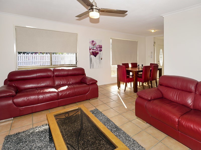 22 TAINTON ST, Clontarf QLD 4019