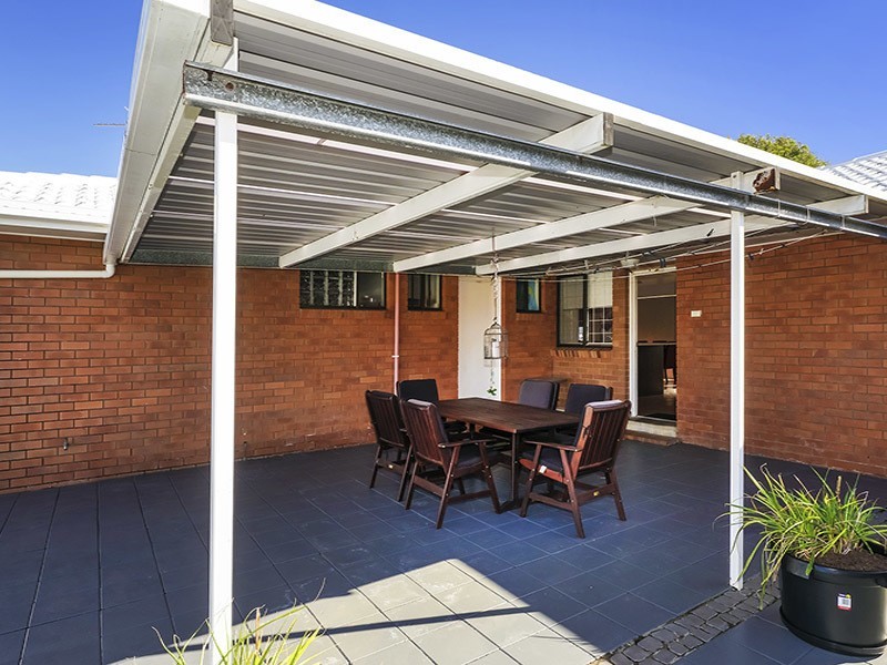 22 TAINTON ST, Clontarf QLD 4019