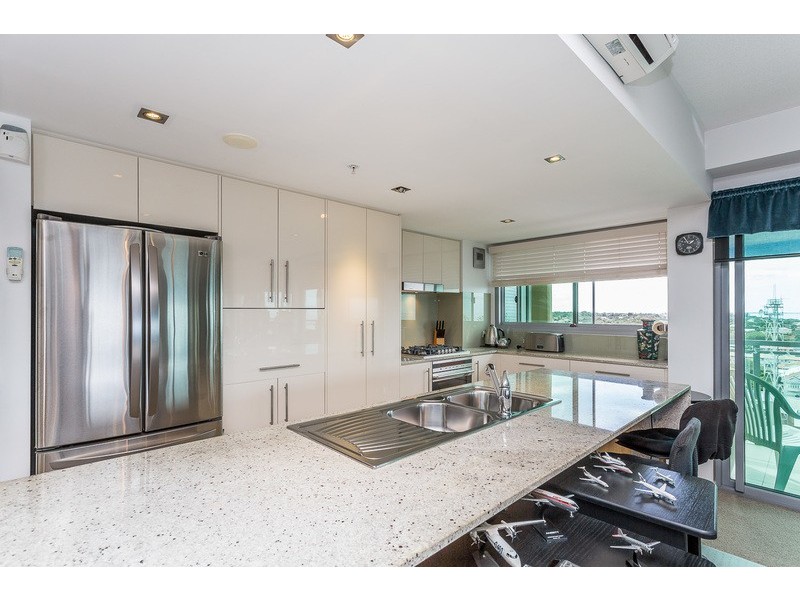 902/185 REDCLIFFE PDE, Redcliffe QLD 4020