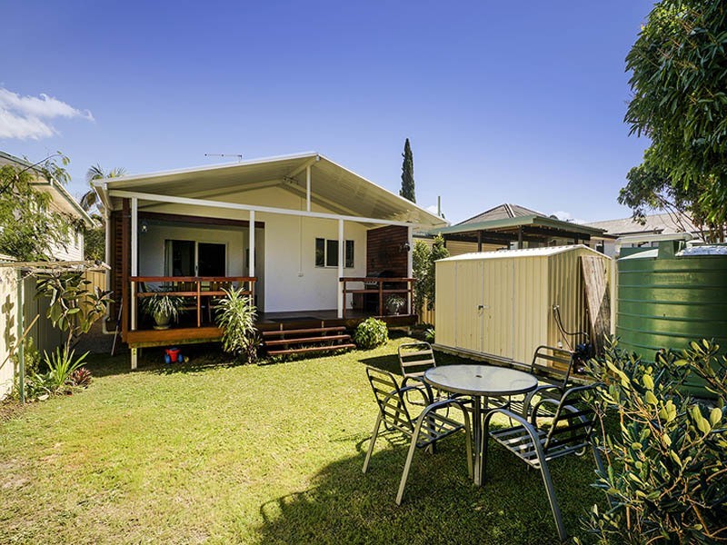 36  LIVERMORE STREET, Redcliffe QLD 4020