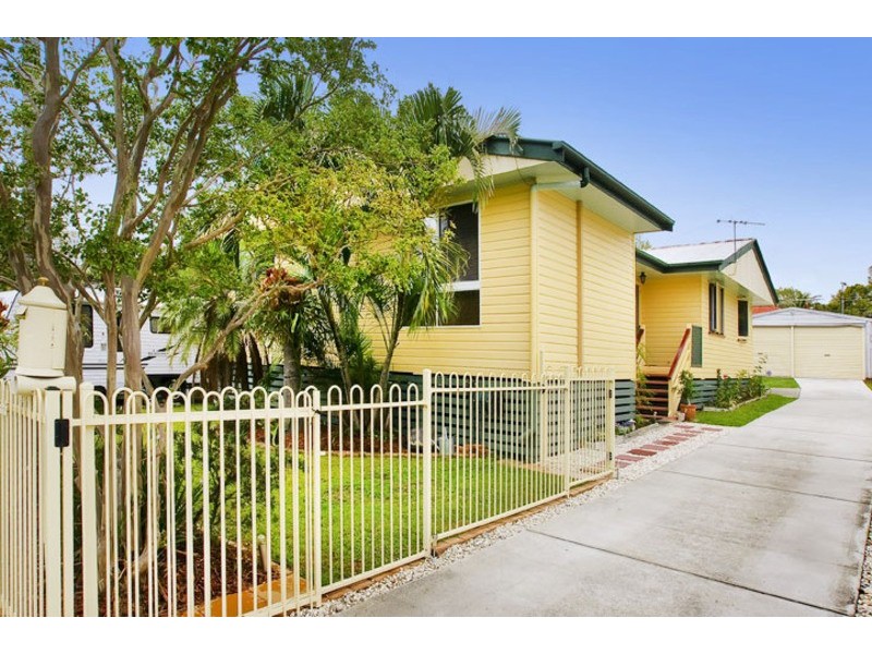 77 HENZELL STREET, Kippa-ring QLD 4021