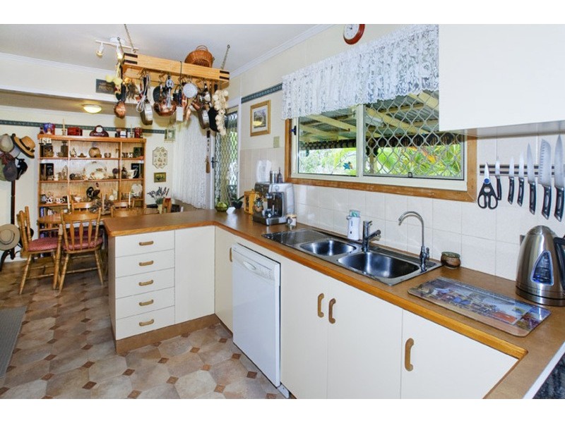 77 HENZELL STREET, Kippa-ring QLD 4021