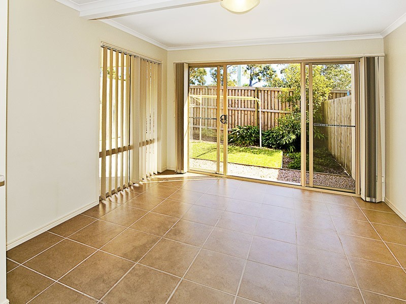 11/1 GERALD AVE, Clontarf QLD 4019