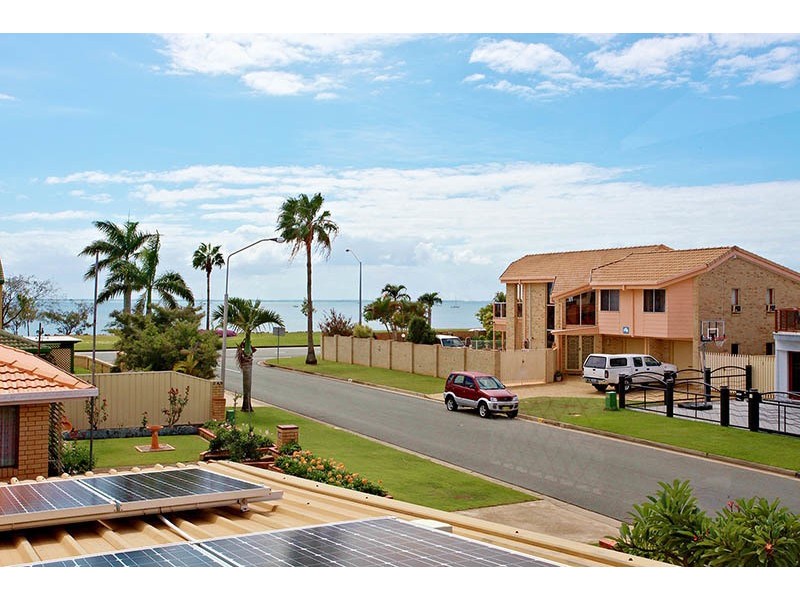 6 COLUMBIA COURT, Newport QLD 4020