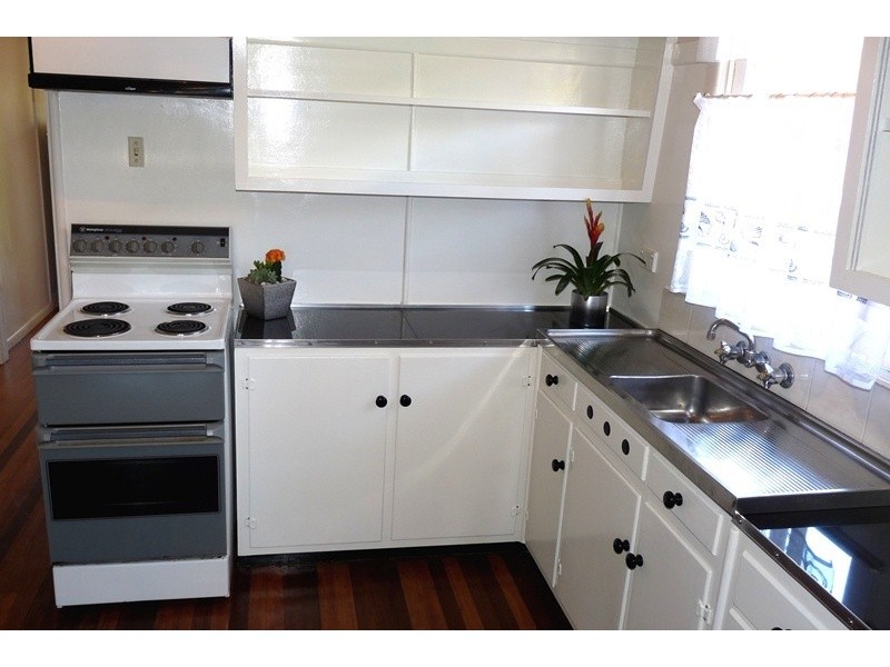 598  OXLEY AVE, Scarborough QLD 4020