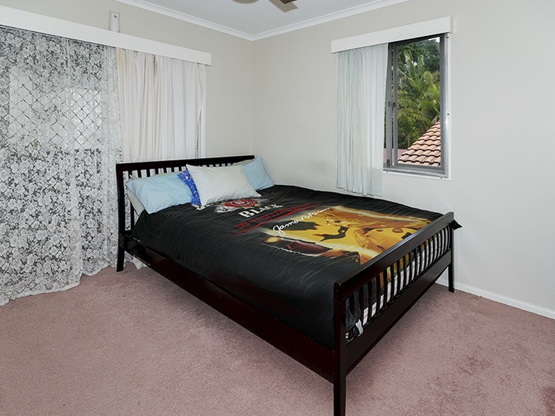 38 PERCY ST, Redcliffe QLD 4020