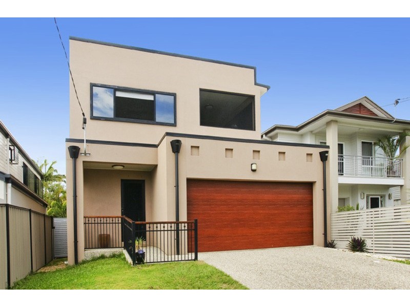 1 PETERSON STREET, Scarborough QLD 4020