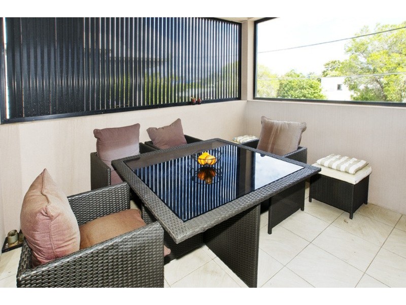 1 PETERSON STREET, Scarborough QLD 4020