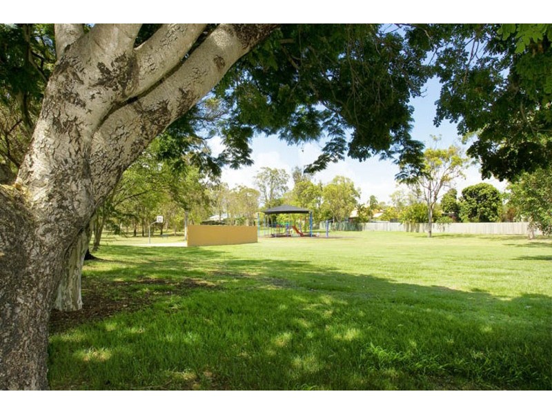 22 HENZELL STREET, Kippa-ring QLD 4021