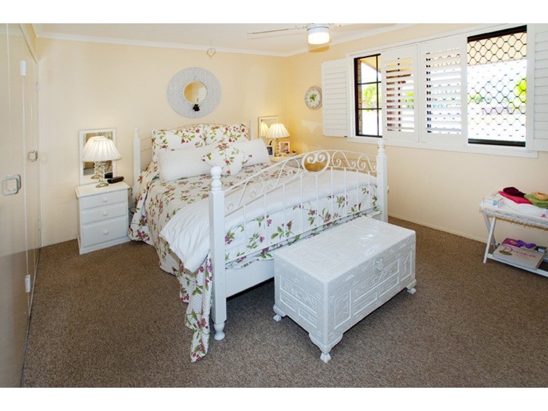 2 CLARET COURT, Kippa-ring QLD 4021