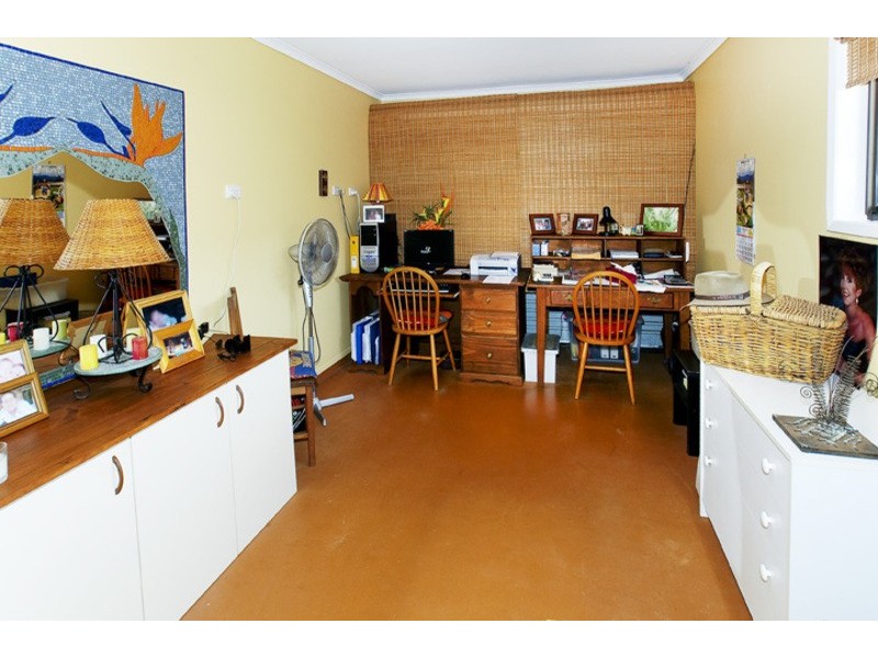 2 CLARET COURT, Kippa-ring QLD 4021