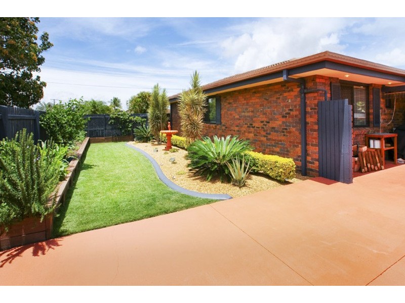 2 CLARET COURT, Kippa-ring QLD 4021