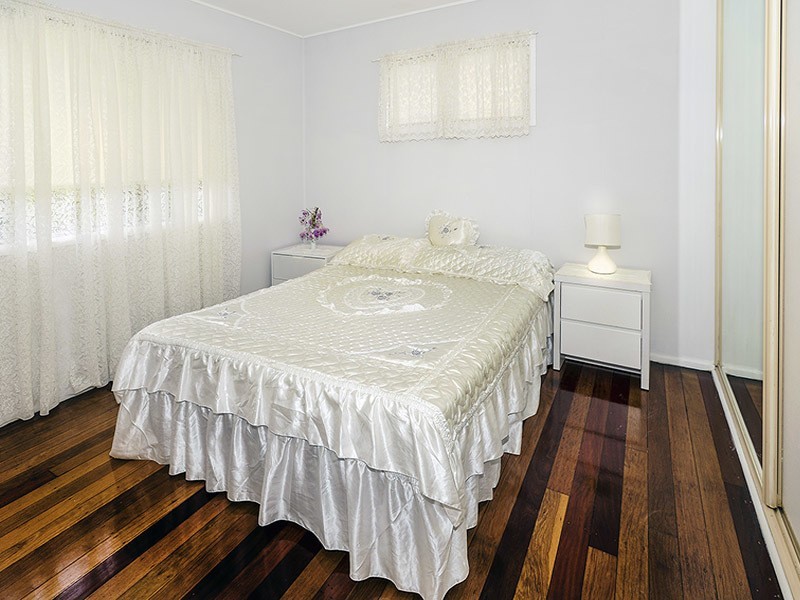 53 LUCAS ST, Scarborough QLD 4020