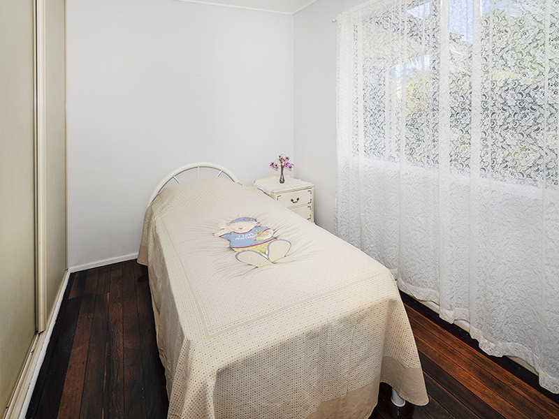 53 LUCAS ST, Scarborough QLD 4020