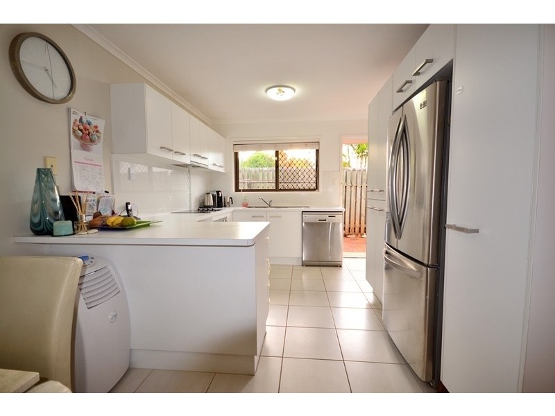 4/9 QUEEN ST, Scarborough QLD 4020