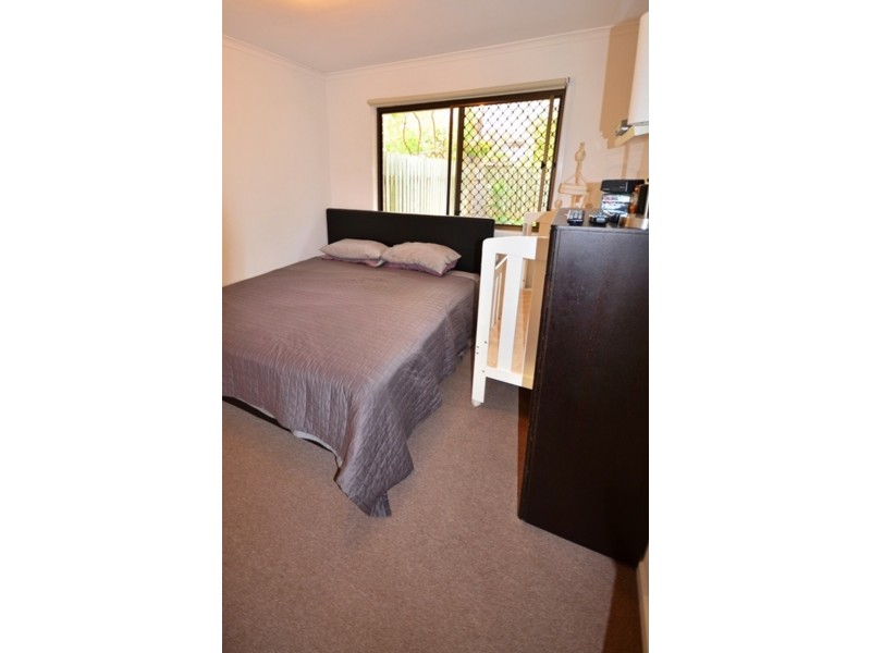 4/9 QUEEN ST, Scarborough QLD 4020