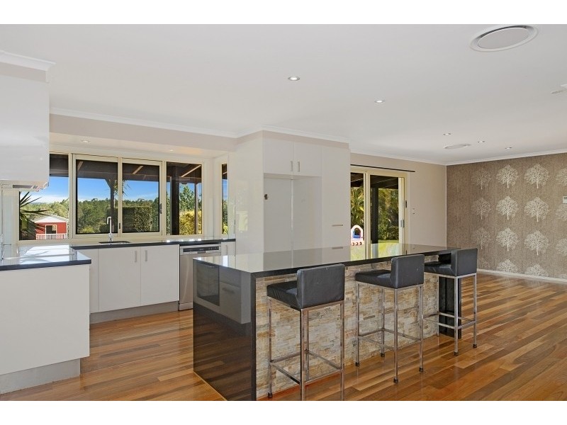 99 WILLIAMSON RD, Morayfield QLD 4506