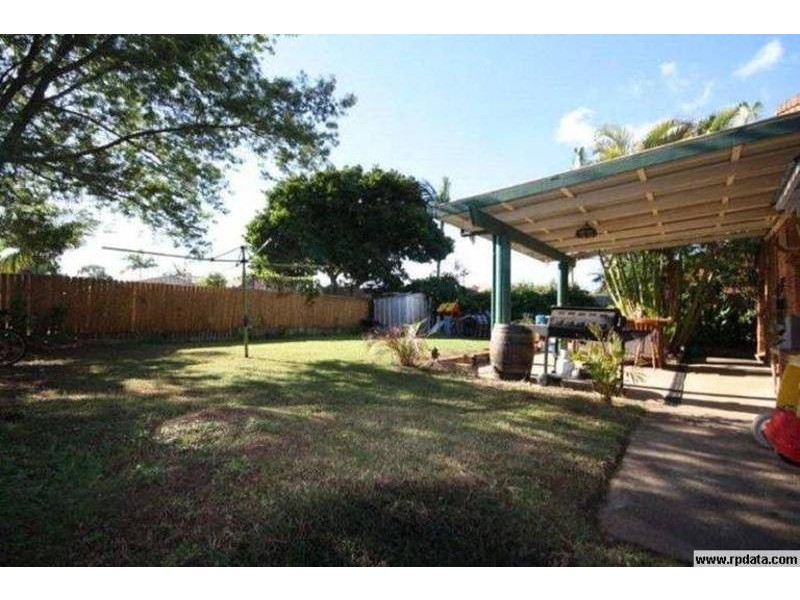 10 NEWPORT DRIVE, Newport QLD 4020