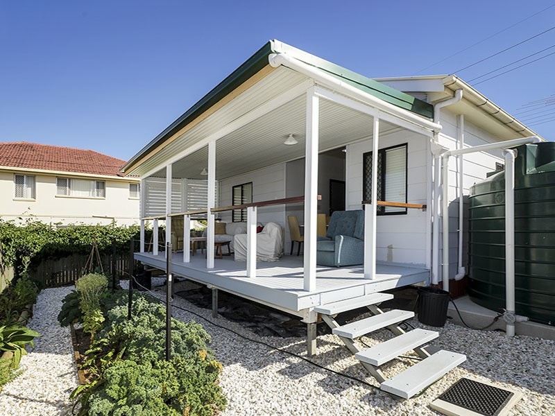 26 SILVYN ST, Redcliffe QLD 4020