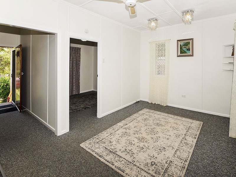 45 LAURA ST, Clontarf QLD 4019