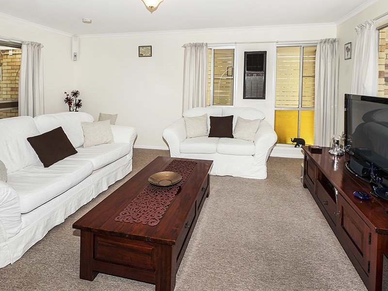 18 DUKE STREET, Clontarf QLD 4019