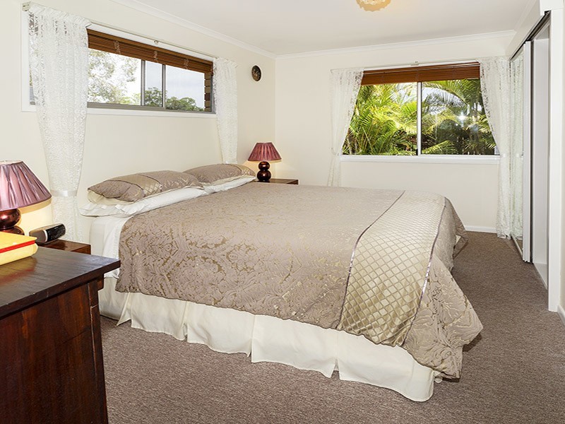 18 DUKE STREET, Clontarf QLD 4019