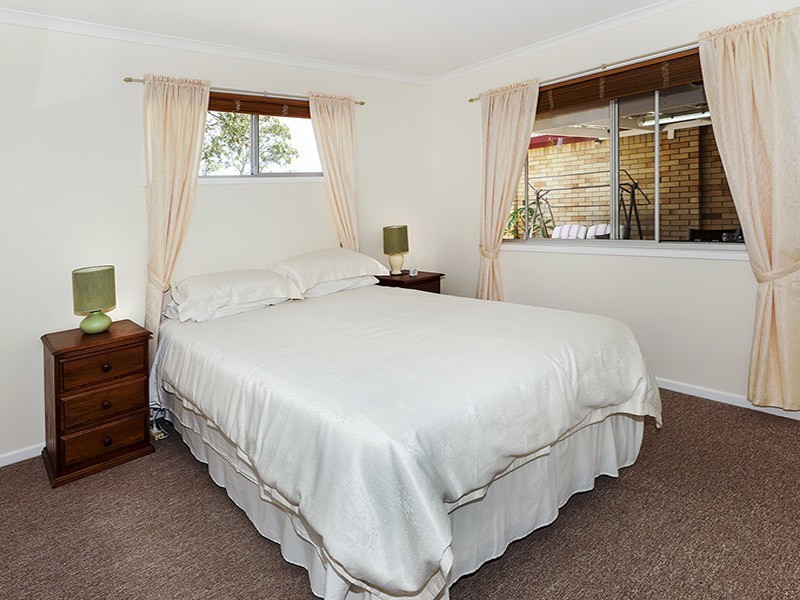 18 DUKE STREET, Clontarf QLD 4019