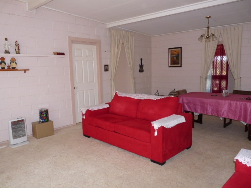 4 KIPPA STEET, Kippa-ring QLD 4021