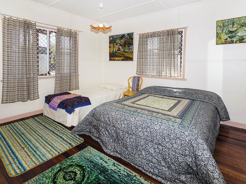 27 ELLEN STREET, Woody Point QLD 4019