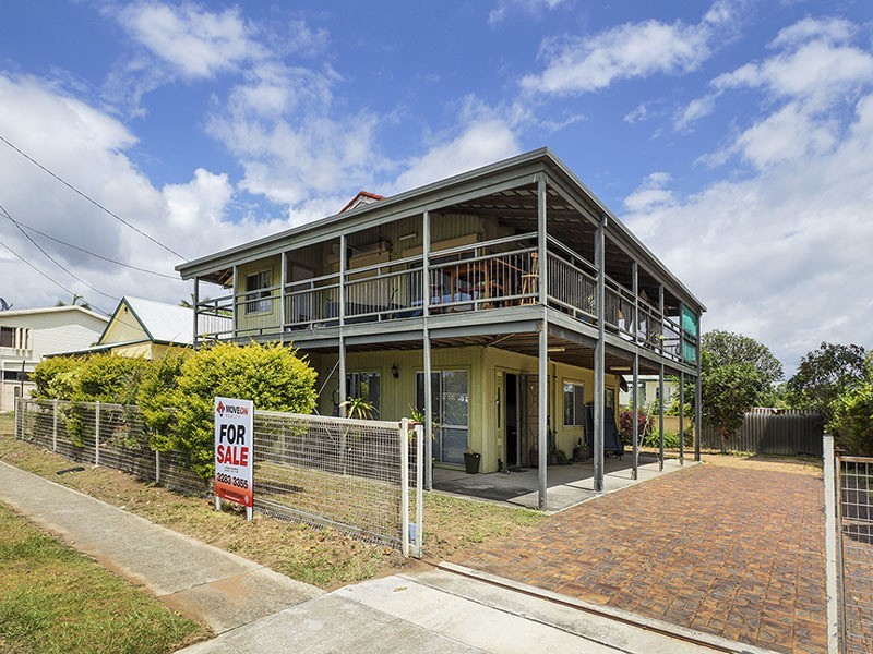 76 HORNIBROOK ESPLANADE, Clontarf QLD 4019