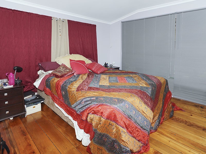 76 HORNIBROOK ESPLANADE, Clontarf QLD 4019