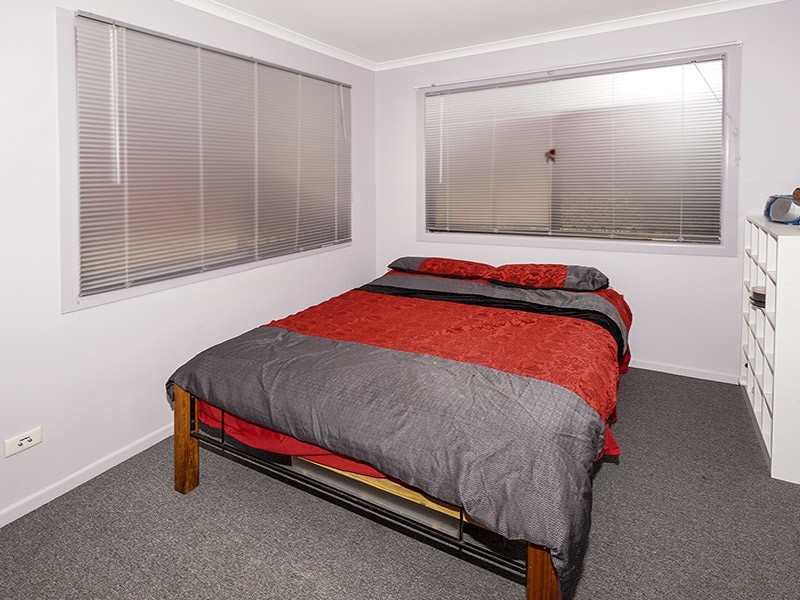 76 HORNIBROOK ESPLANADE, Clontarf QLD 4019