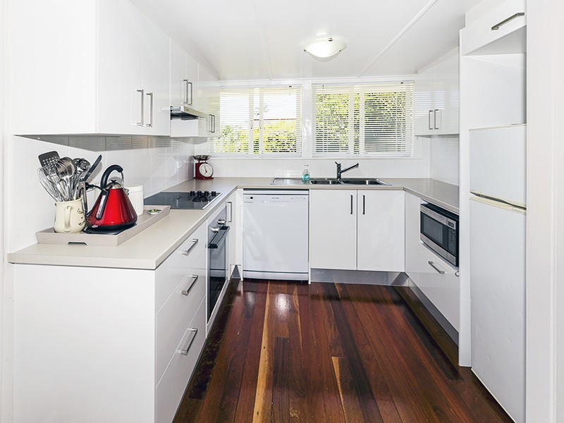 37 BOYCE ST, Margate QLD 4019