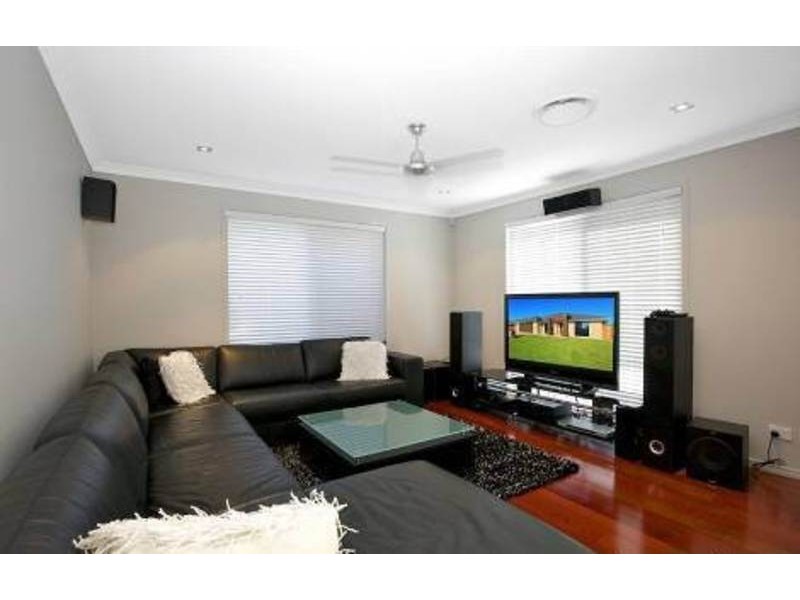 33  TRANQUILITY DRIVE, Rothwell QLD 4022