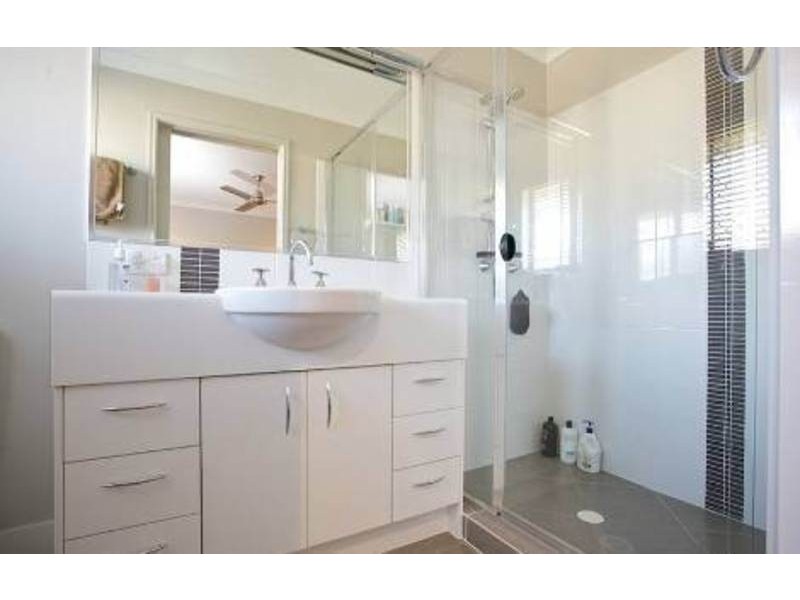 33  TRANQUILITY DRIVE, Rothwell QLD 4022