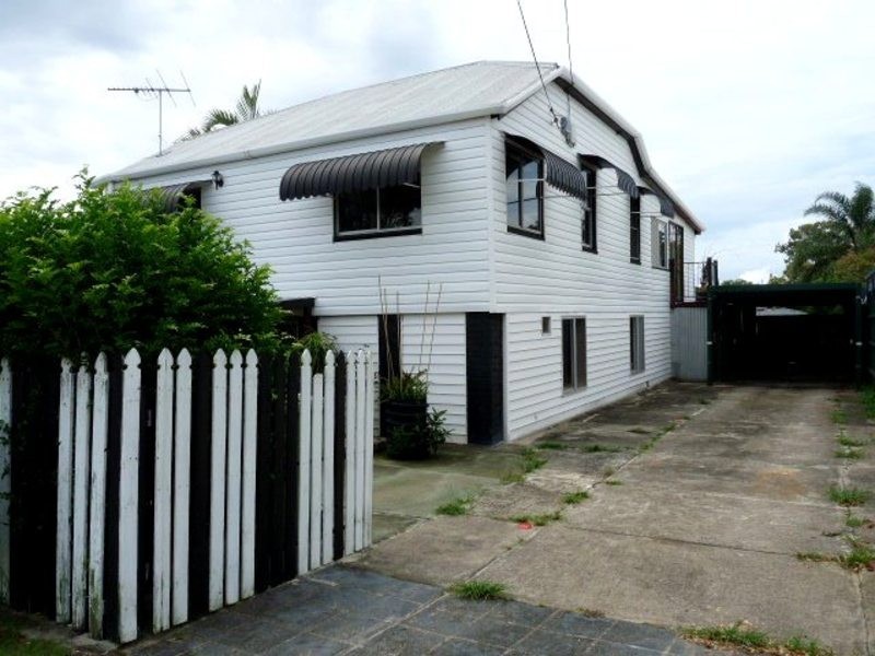 40 GEORGINA ST, Woody Point QLD 4019