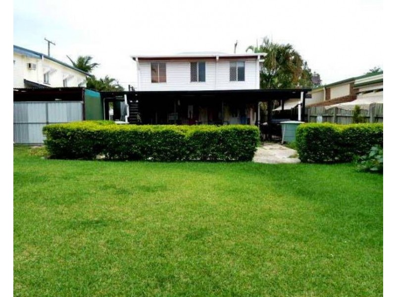 40 GEORGINA ST, Woody Point QLD 4019