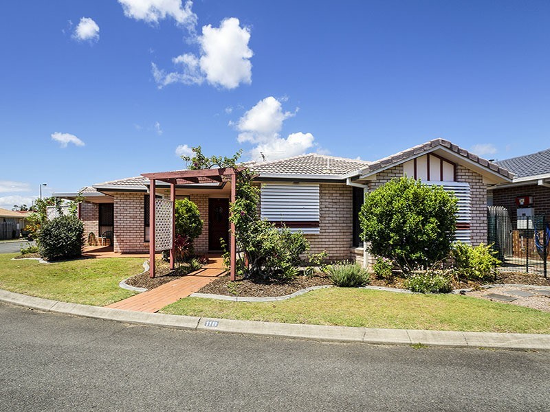 118/2 WATTLE RD, Rothwell QLD 4022