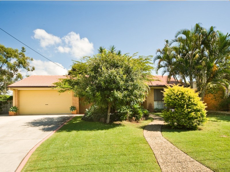21 BEACON CRESCENT, Newport QLD 4020