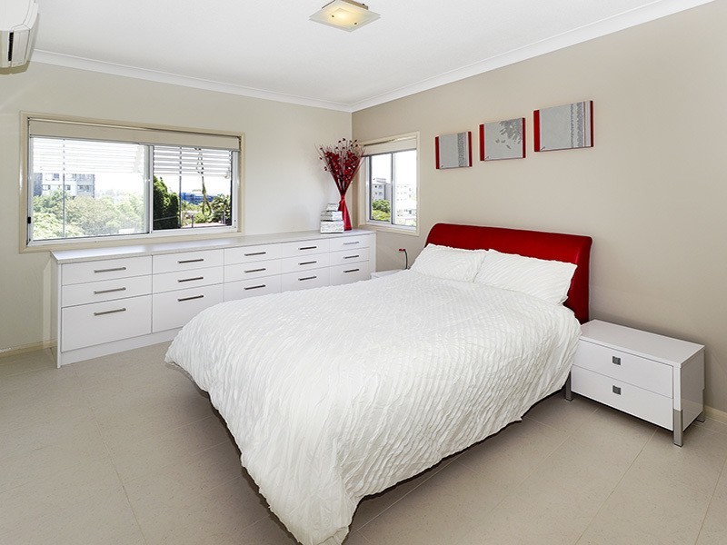 16/26-30 SYDNEY ST, Redcliffe QLD 4020