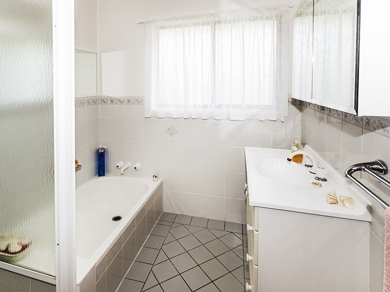 24 ROSEMARY ST, Margate QLD 4019