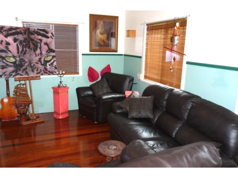 39 ESSEY ST, Clontarf QLD 4019