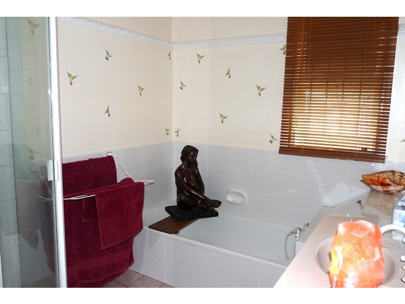 39 ESSEY ST, Clontarf QLD 4019