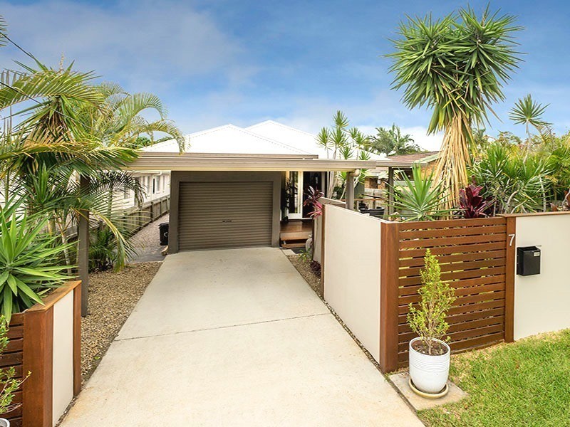 7 BARRON RD, Margate QLD 4019